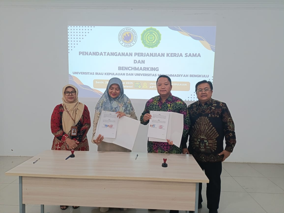 PENANDATANGAN PERJANJIAN KERJA SAMA DAN BENCHMARKING FAKULTAS HUKUM RIAU KEPULAUAN DAN FAKULTAS HUKUM UM BENGKULU